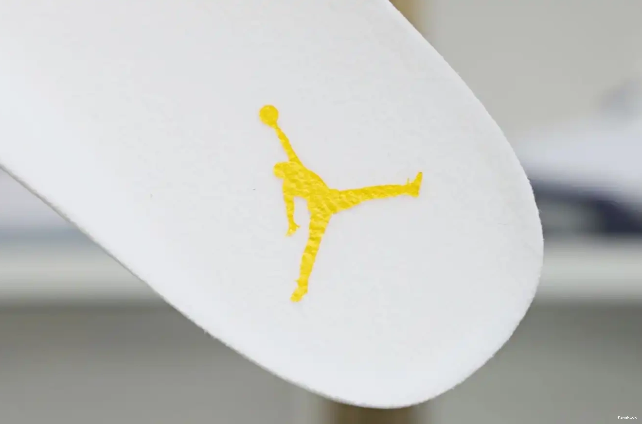 Jordan Air 11 Low